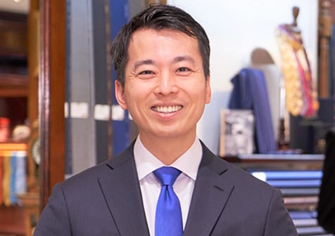 オーダースーツ銀座英國屋-社長