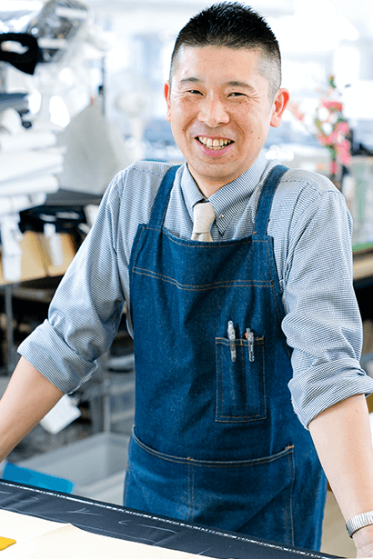 未経験者から責任者へ(遠藤-裁断部室長)