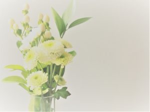 クレリックシャツとは?着こなすポイントとシーン別コーデを紹介、クレリックシャツを着こなすポイント、厳粛な場では着用を控える